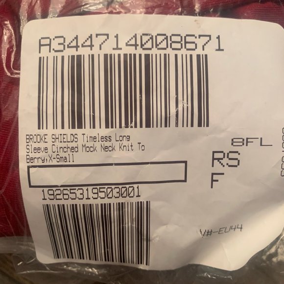 NWT BROOKE SHIELDS TIMELESS LONG SLEEVE CINCHED MOCK NECK KNIT TOP BERRY XS - Picture 7 of 8